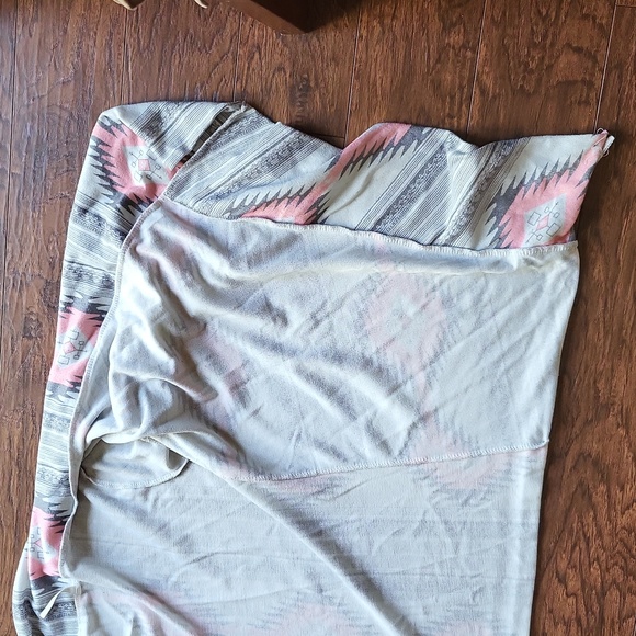 Hua Lan Aztech print cardigan. Size Small - Picture 6 of 9